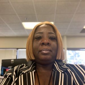 Meet your Posher, Phyllis